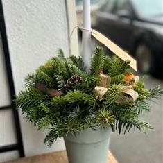 Christmas Candle Arrangement-Medium